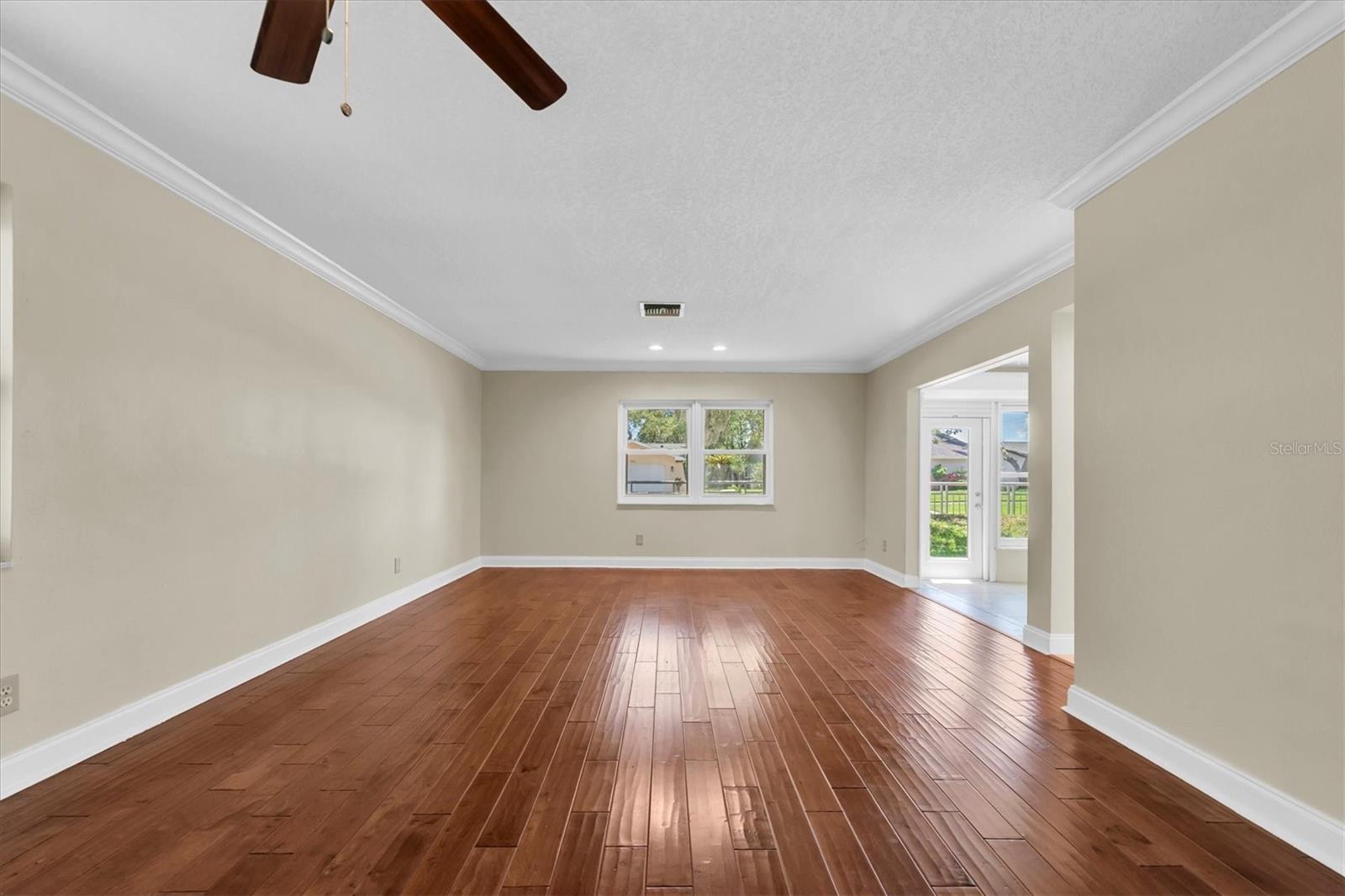3392 Dumaine Court, FL