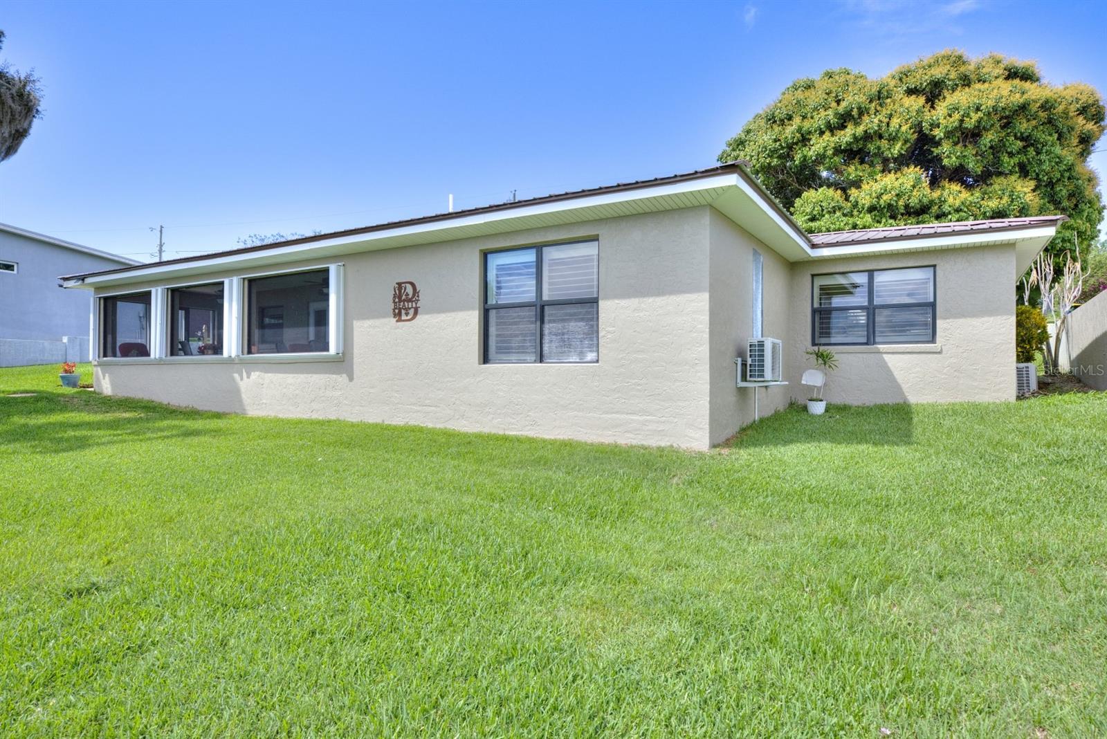 125 Mccoy Drive, FL