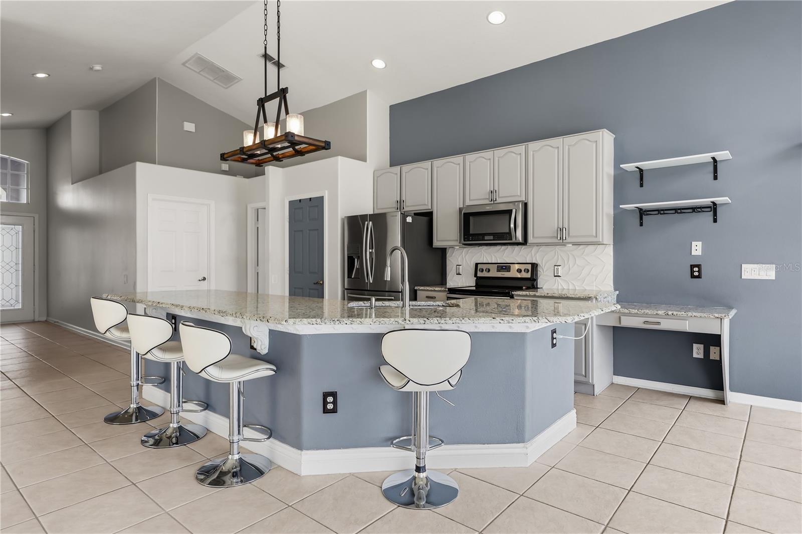 3196 Stonehurst Circle, FL