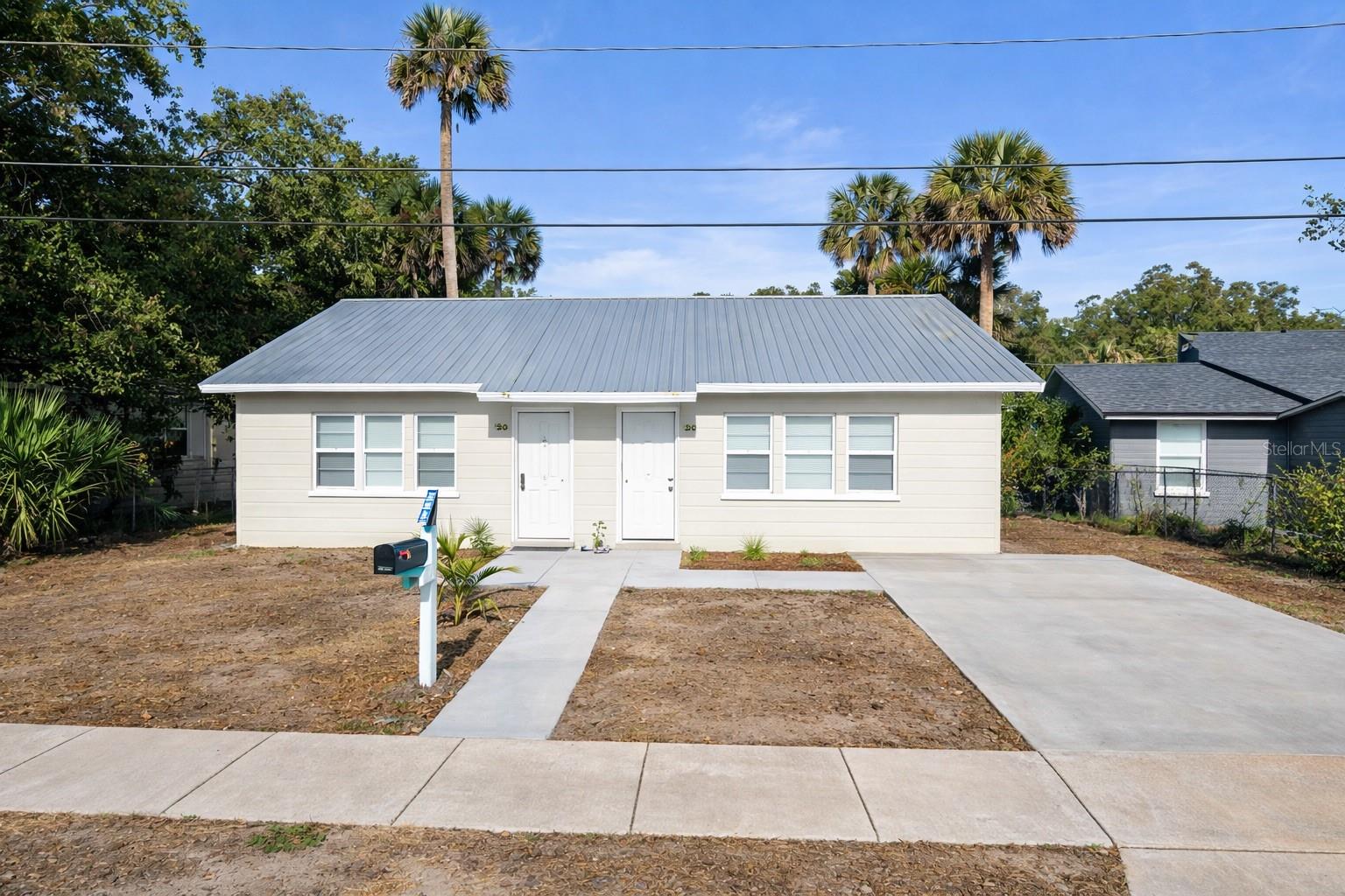 508 Booker St, FL