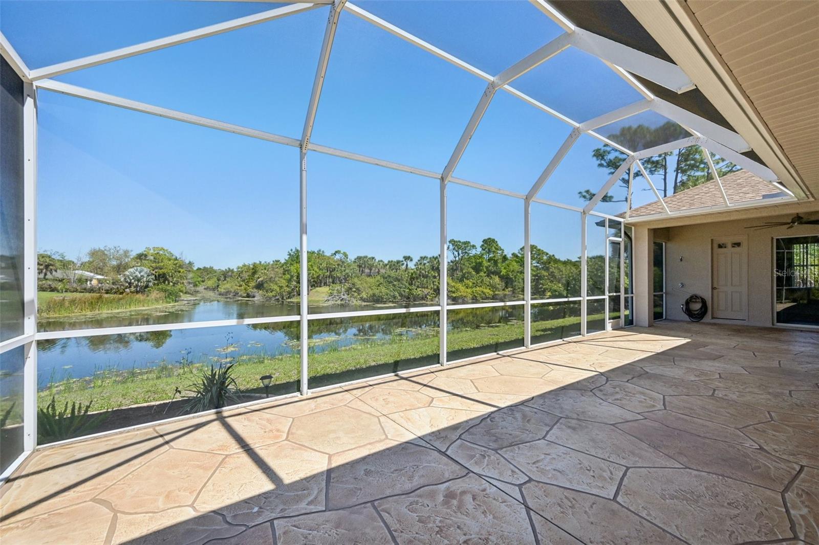 2160 Hillsborough Boulevard, FL