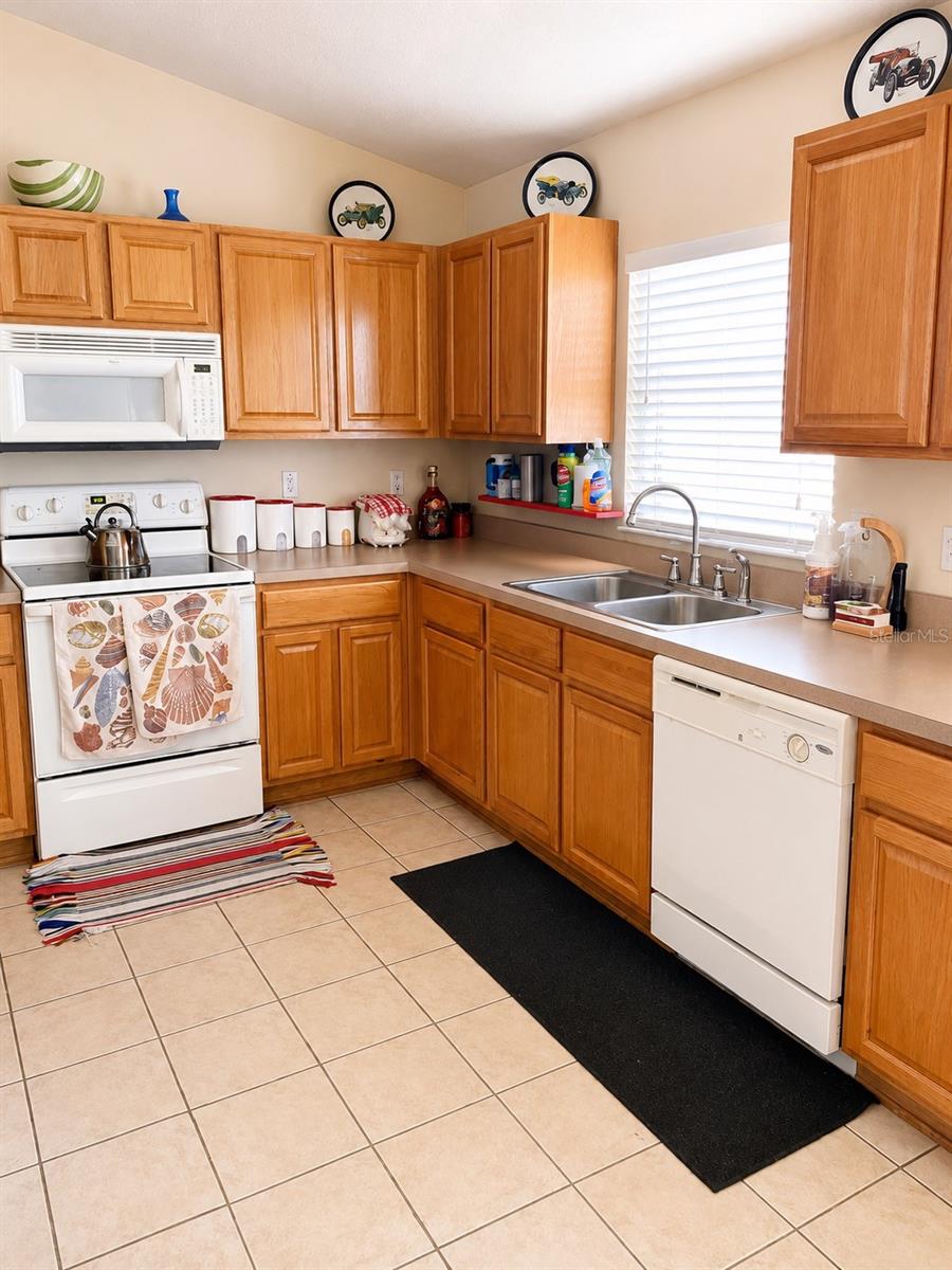 8 Pine Pass Trace, FL