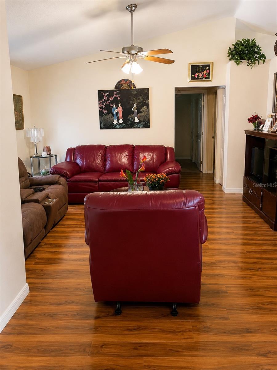 8 Pine Pass Trace, FL