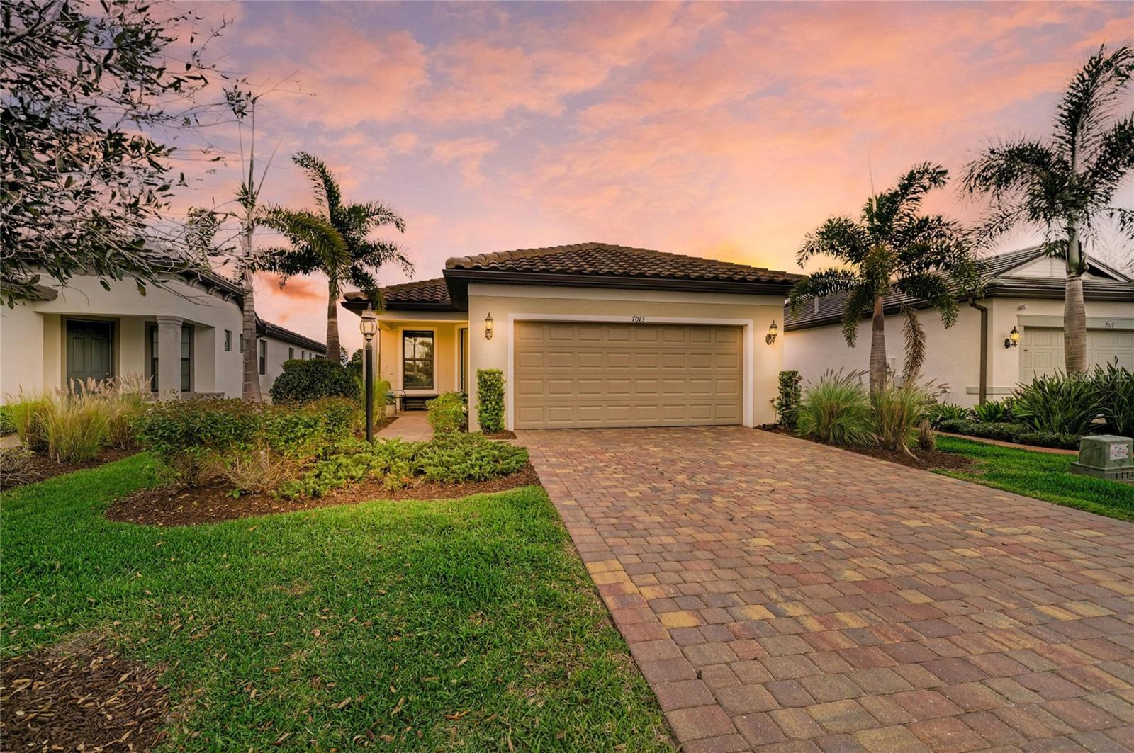 7013 Hanover Court, FL