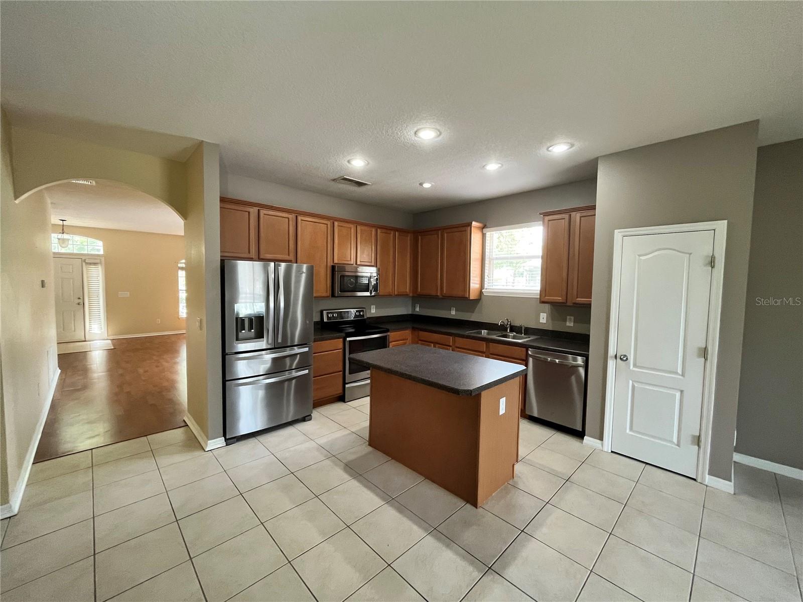 919 Magnolia Blossom Court, FL