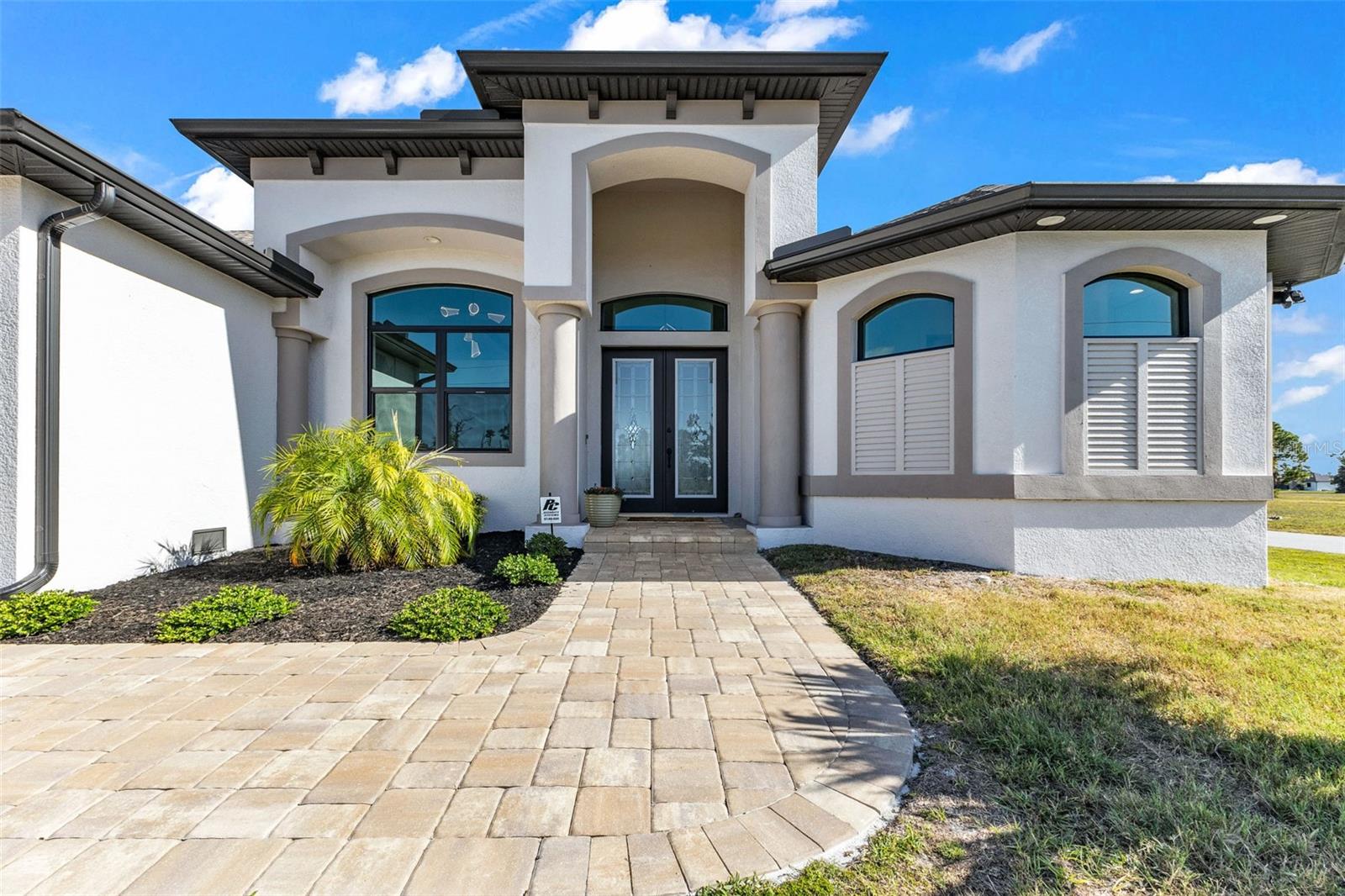 48 Master Drive, FL