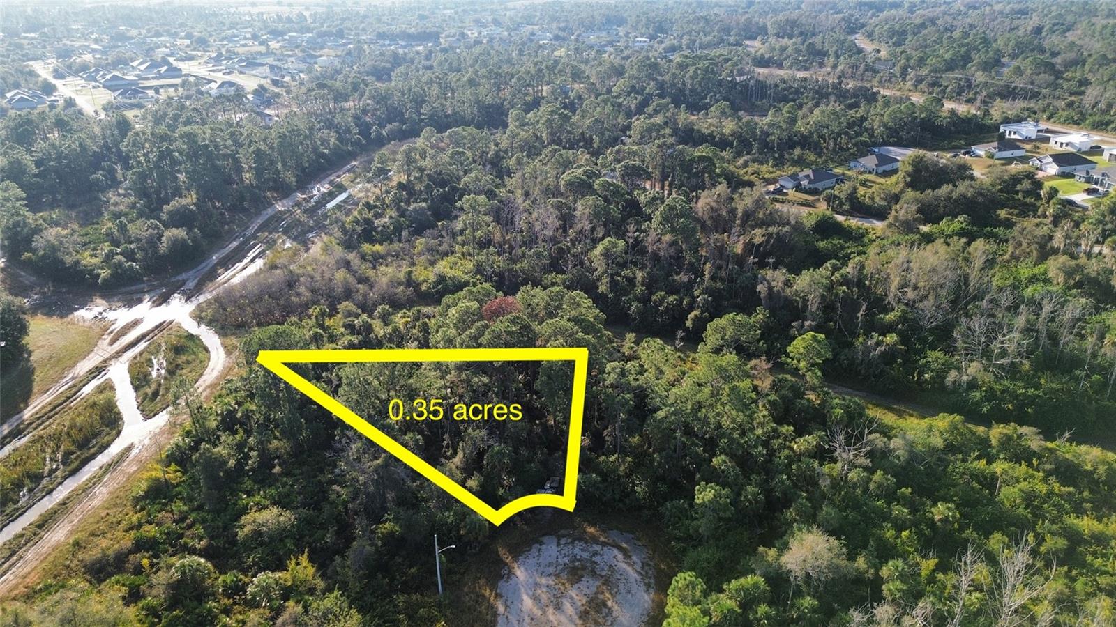 616 Lombardy Court, FL