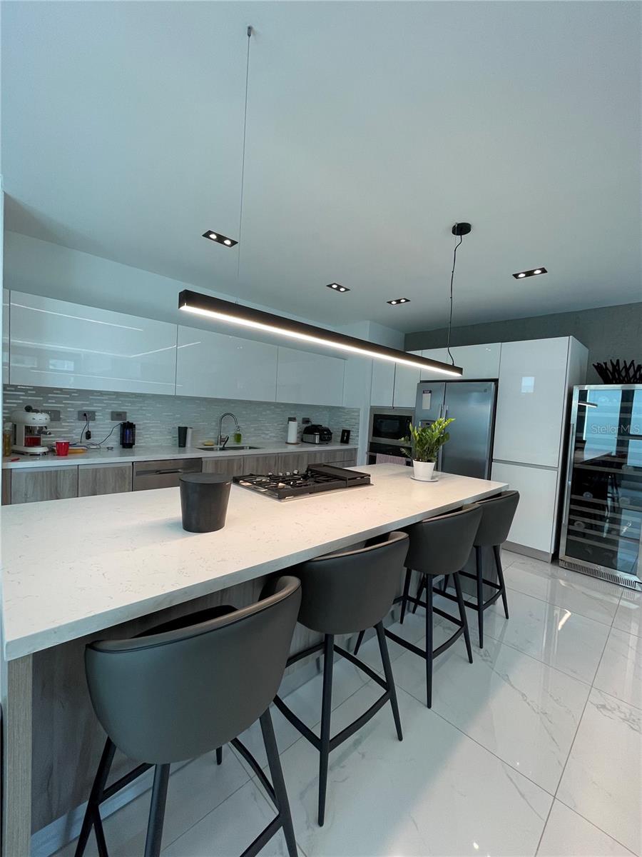 68 Riviera Village, PR
