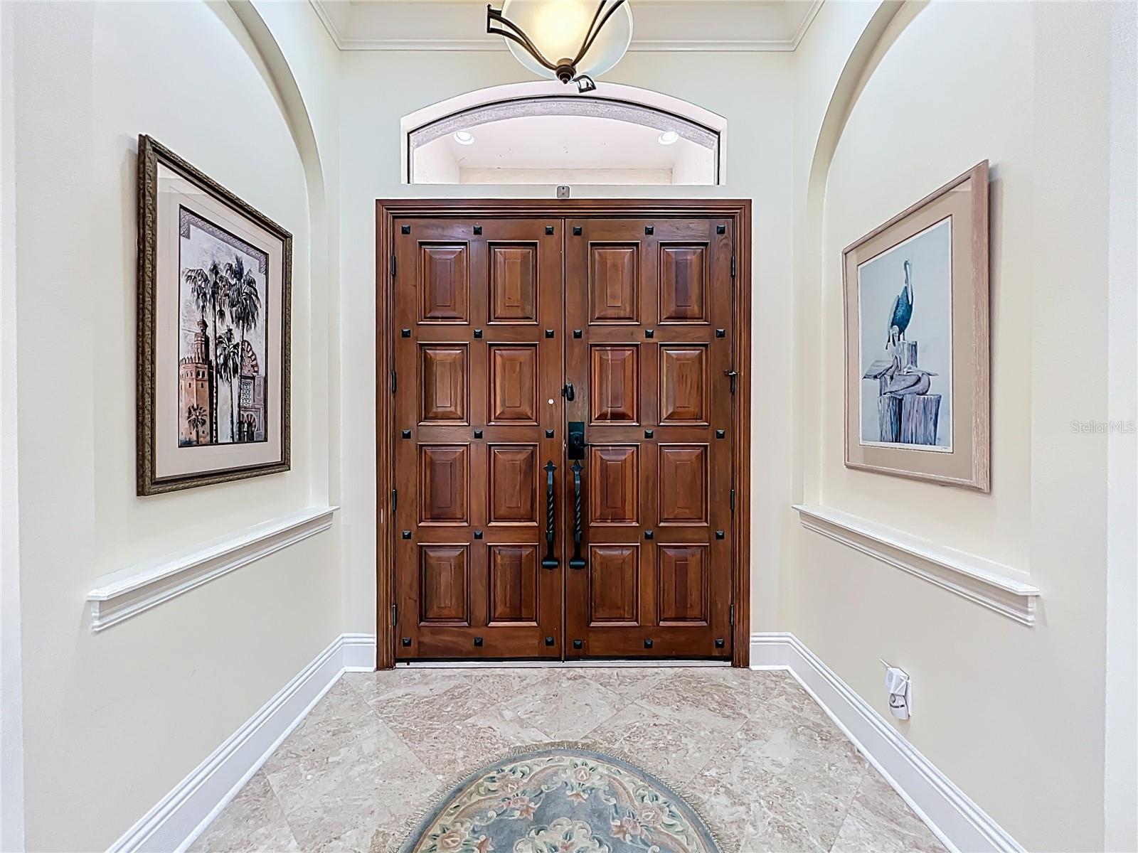 587 Broadoak Loop, FL