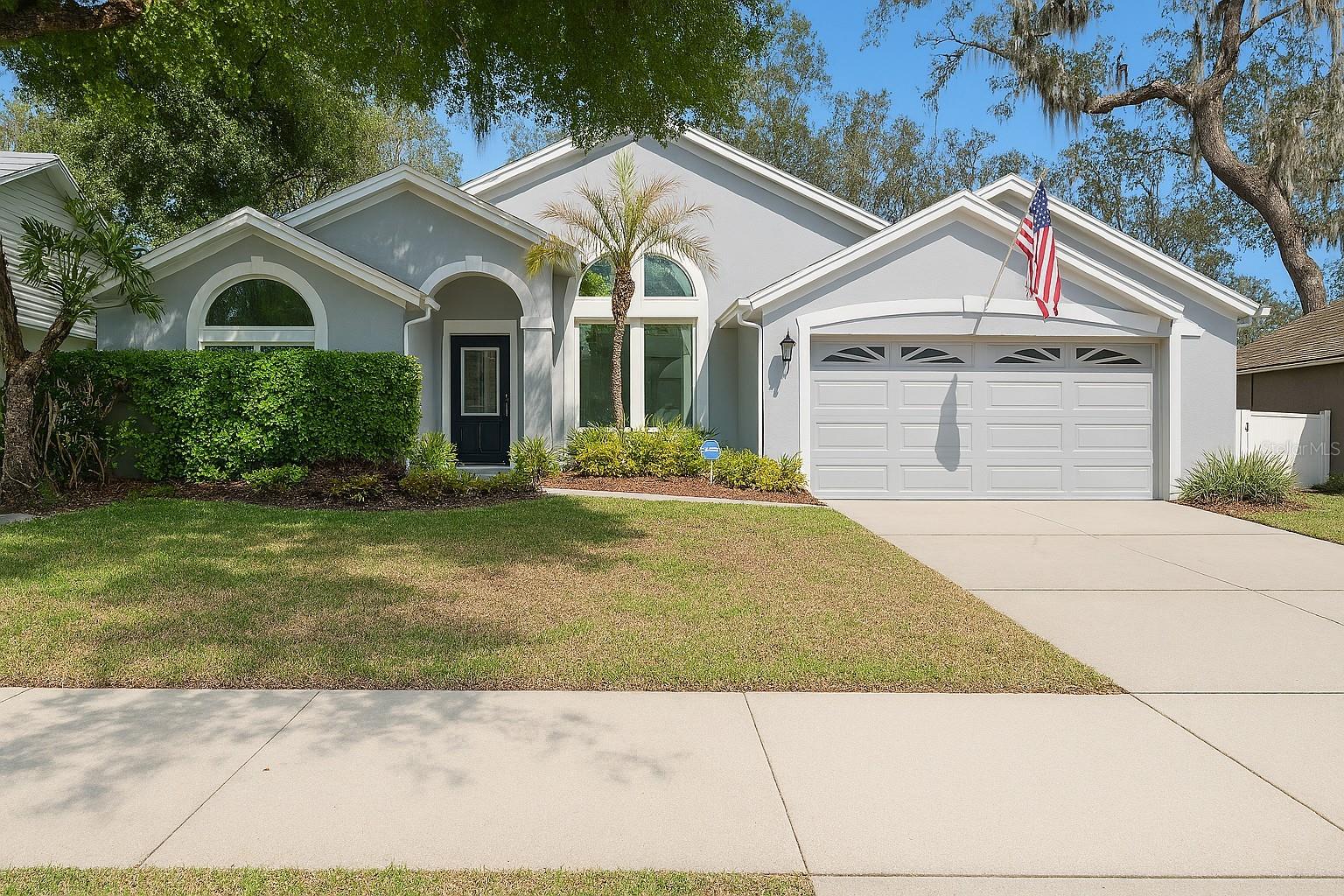 4605 Oak River Cir, FL