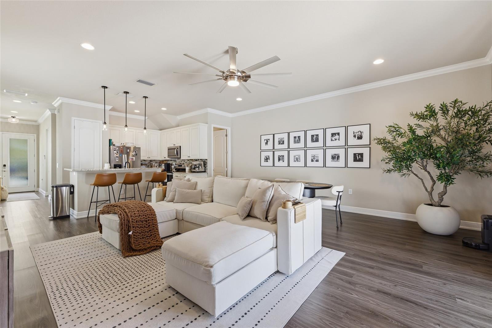 2407 North B Street, FL