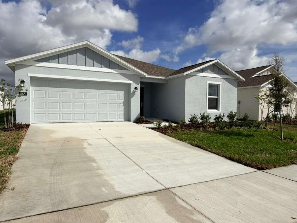 355 Artemis St, FL