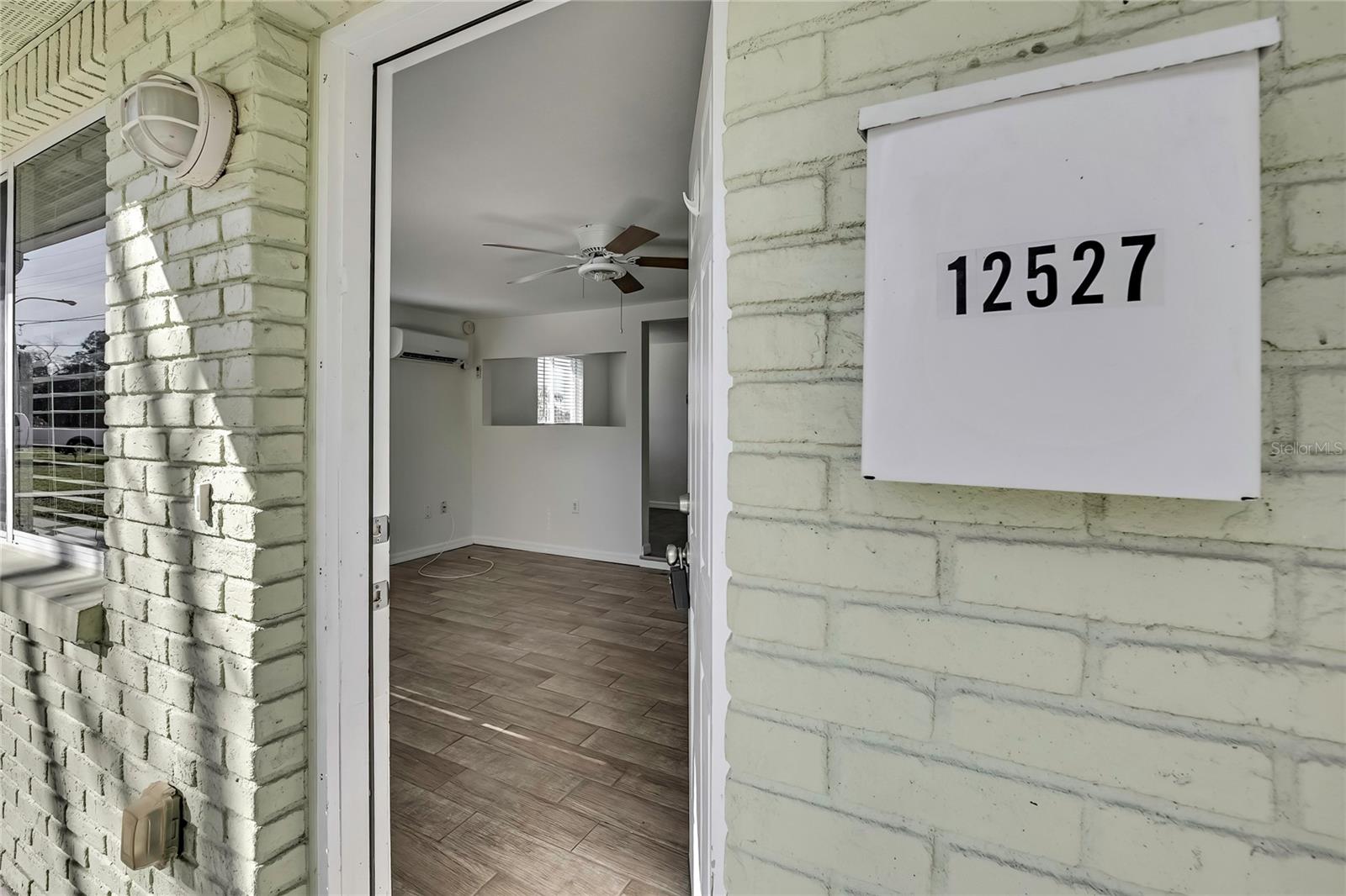 12527 1st Isle, FL