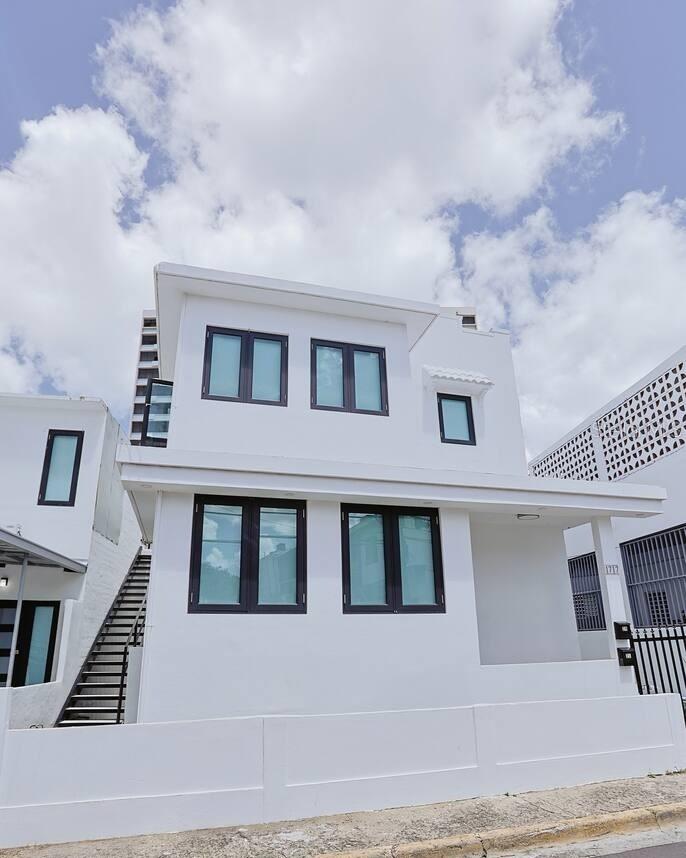 1717 Calle Colon, PR