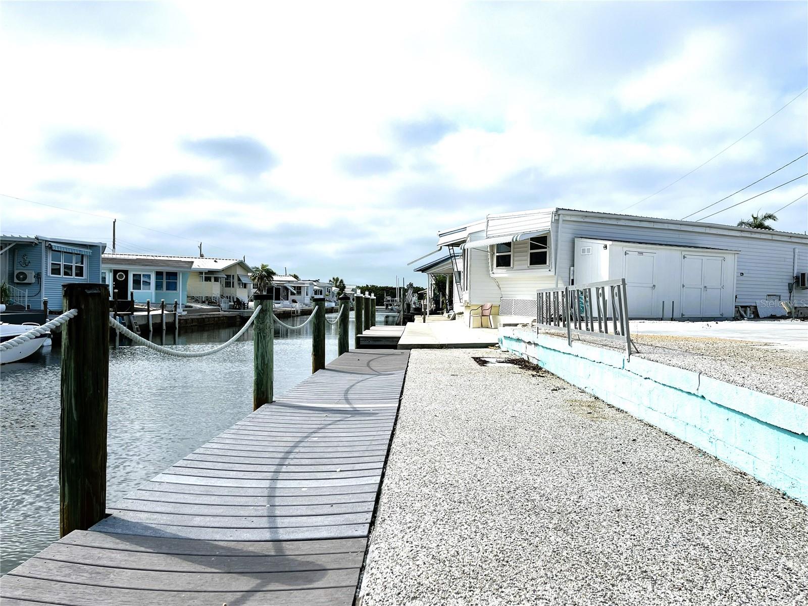 6905 Bayou Lane, FL