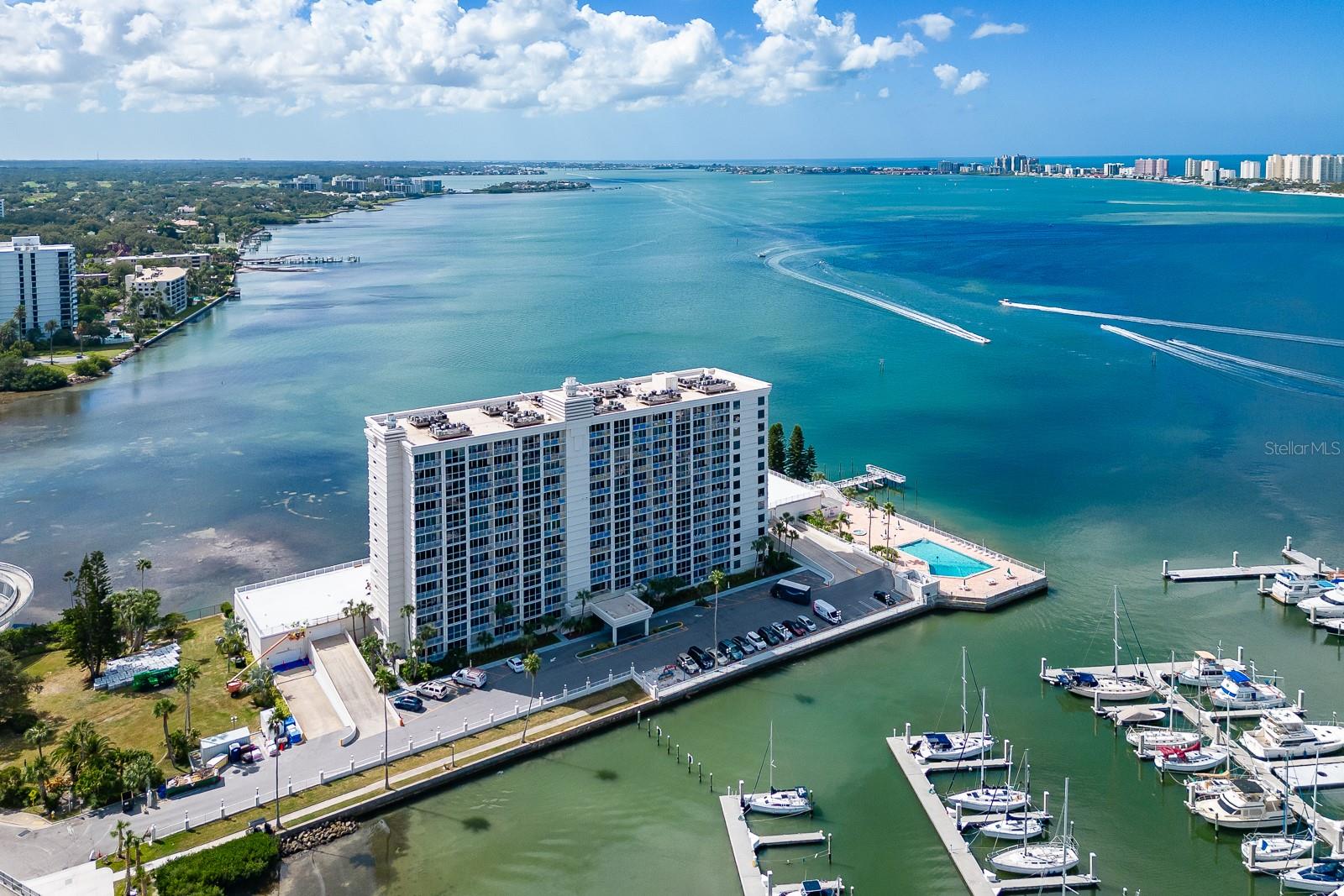 100 Pierce Street, FL