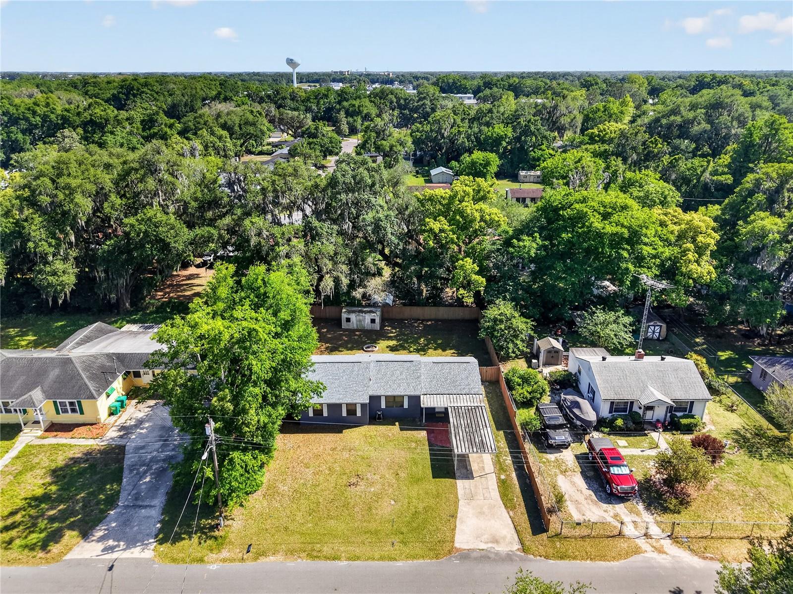 706 Mission Drive, FL