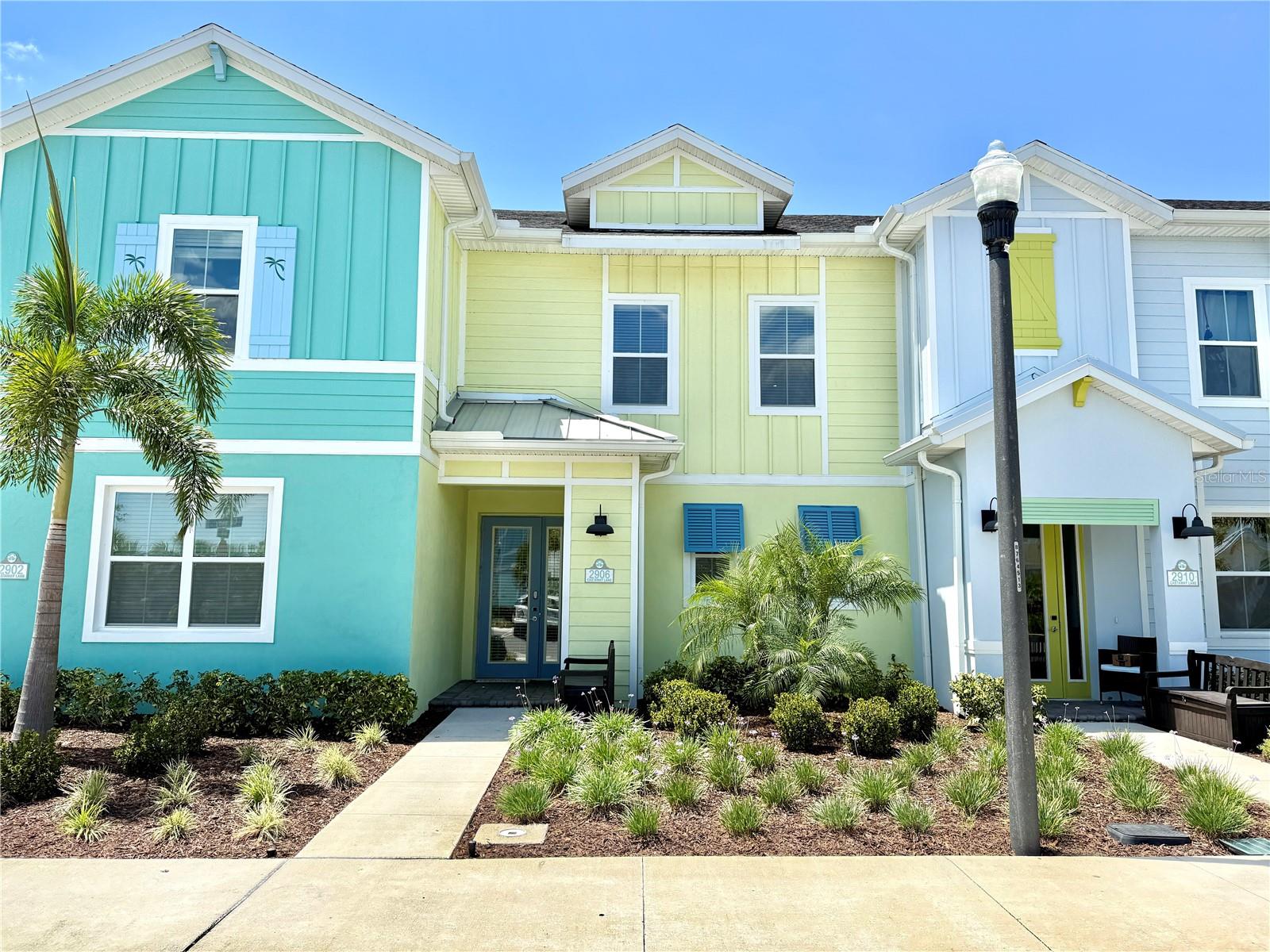 2906 Castaway Ln, FL