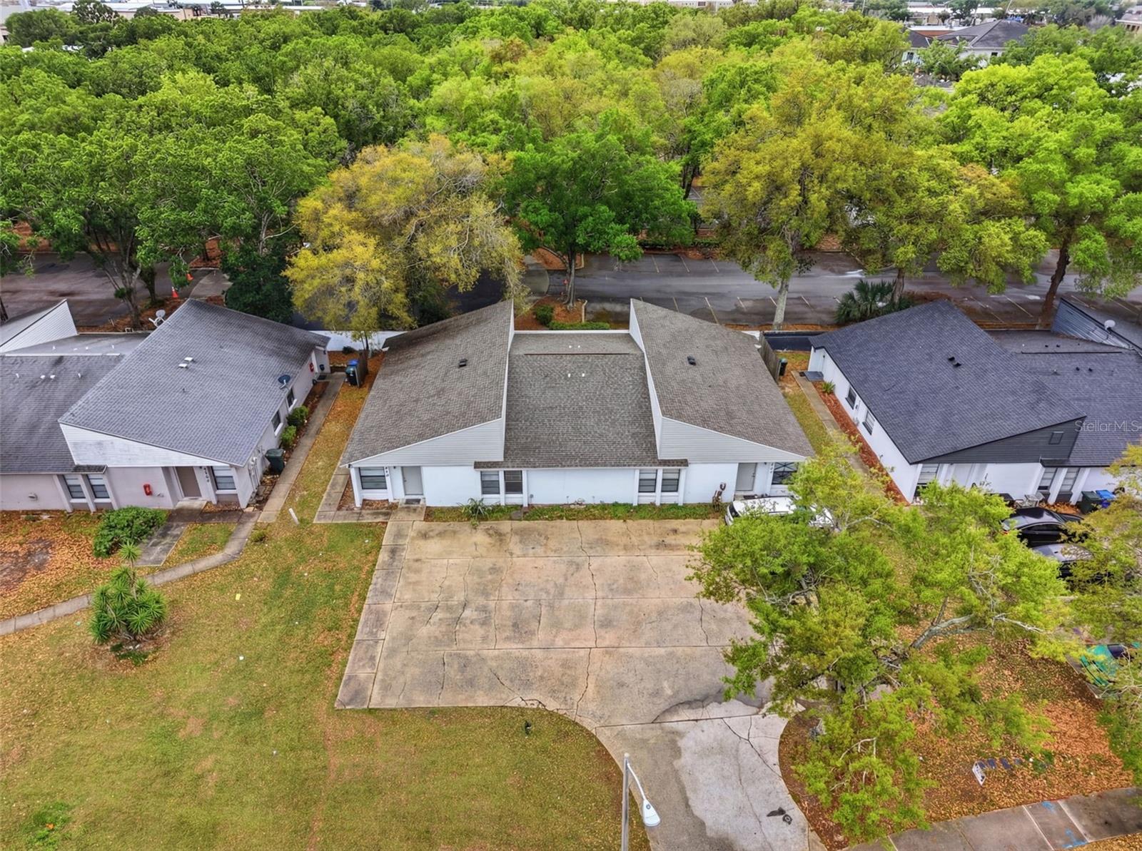 1912-1918 Crystal Grove Drive, FL