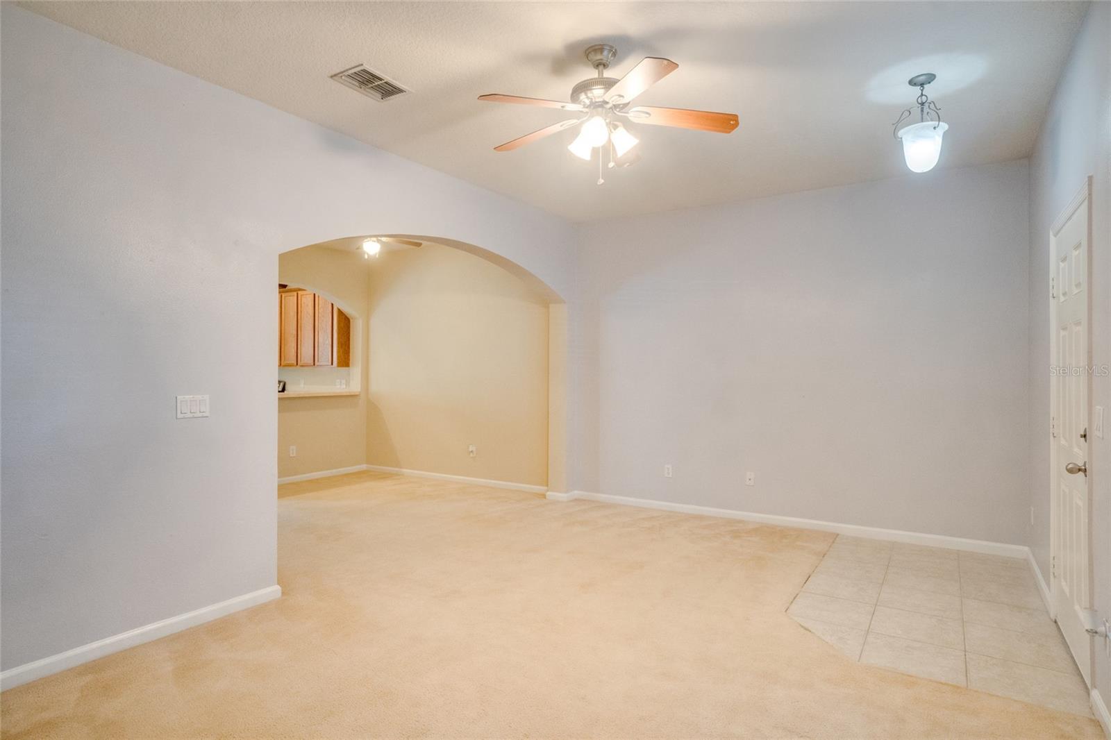 11818 Deer Path Way, FL