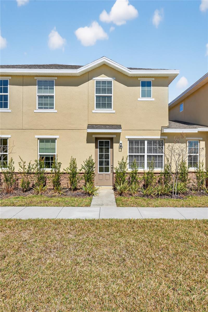 172 Holly Village Dr, FL