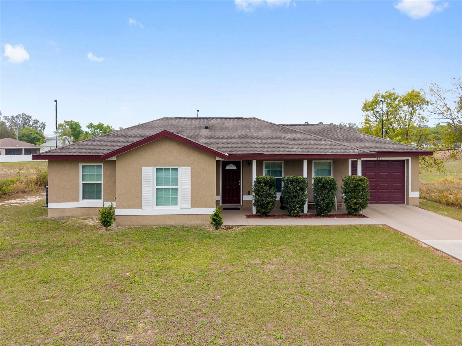 238 Oak Lane Circle, FL