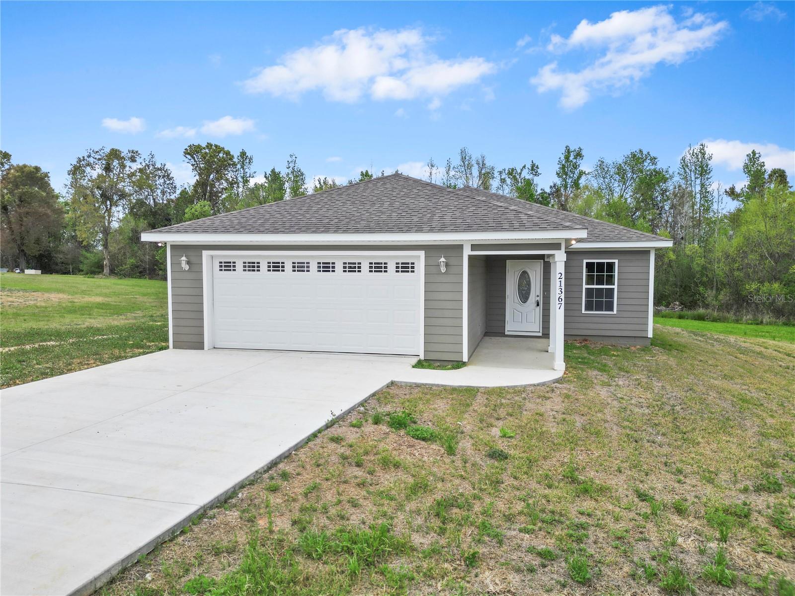 21367 Ne Spring Hill Dr, FL