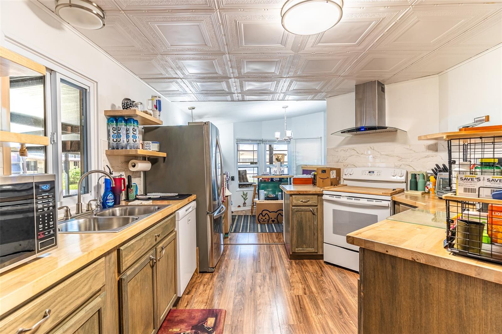 6450 Hollyberry Lane, FL