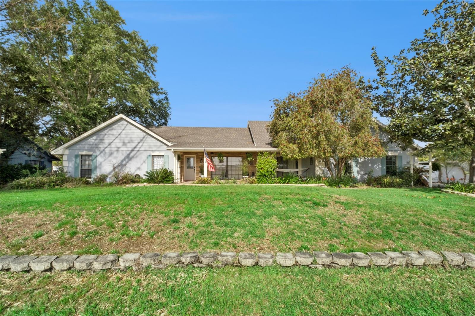2002 Fairway Drive, FL