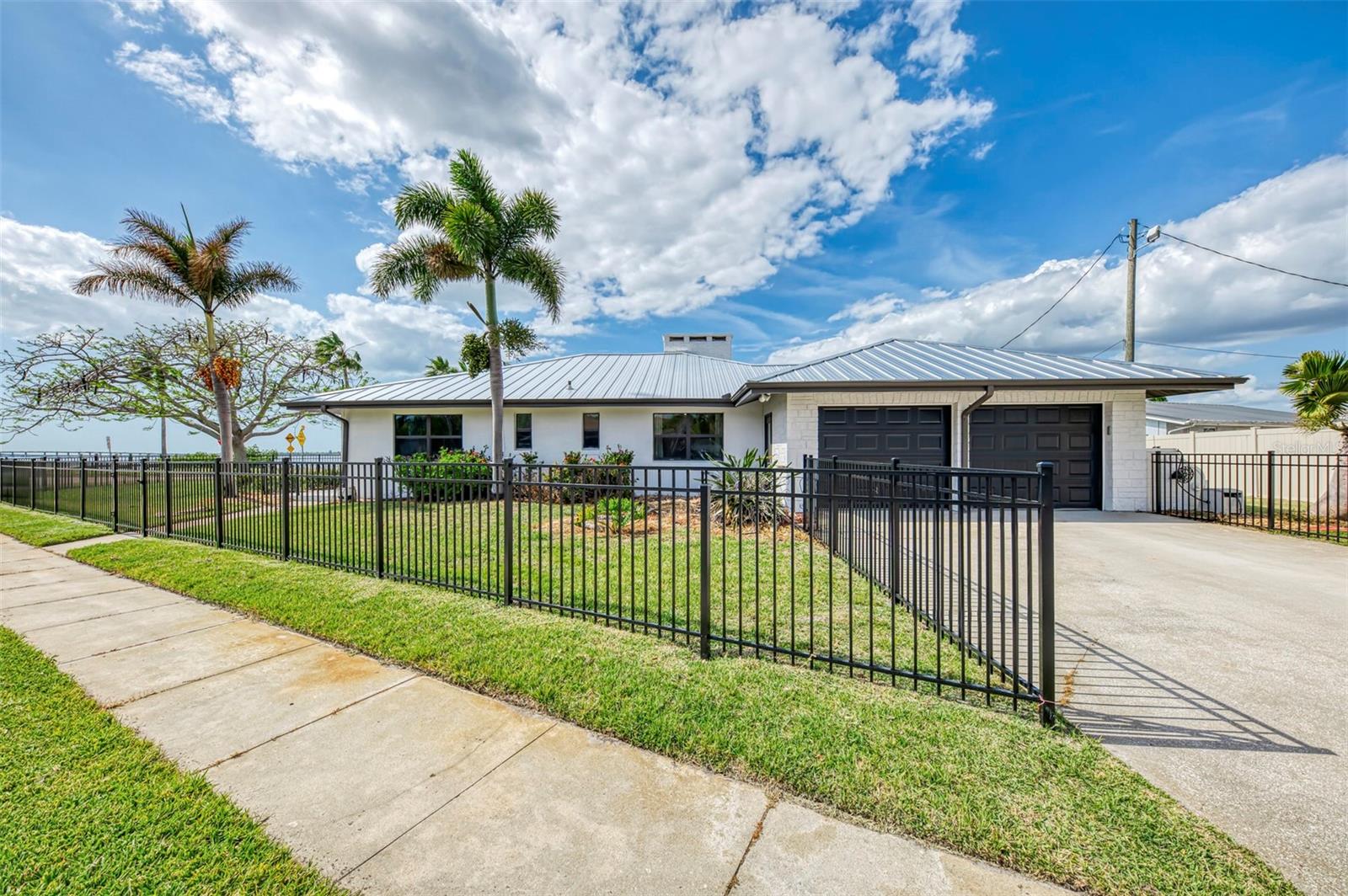 1822 Riverside Drive, FL
