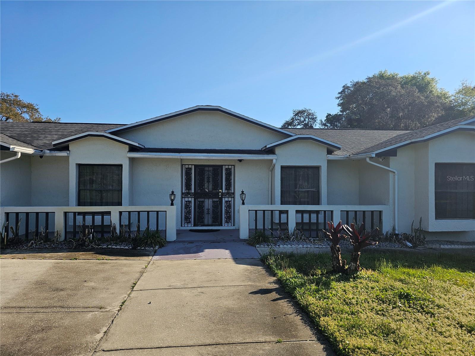 1745 Foxcreek Lane, FL