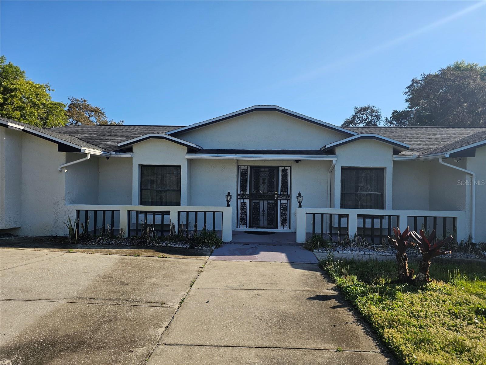 1745 Foxcreek Lane, FL