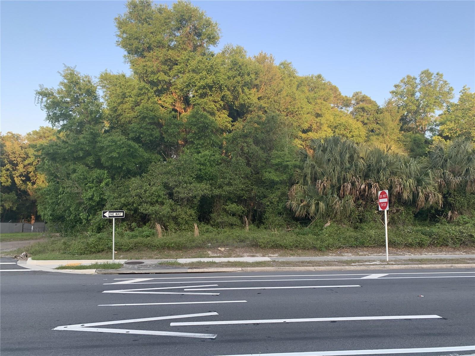 18111 Us Hwy 301, FL