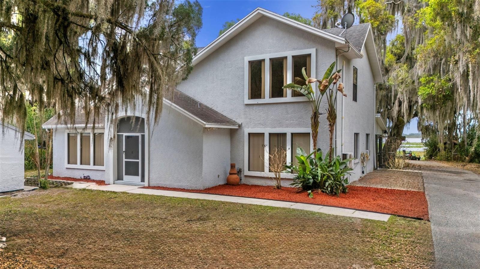 130 N Carpenter Rd, FL