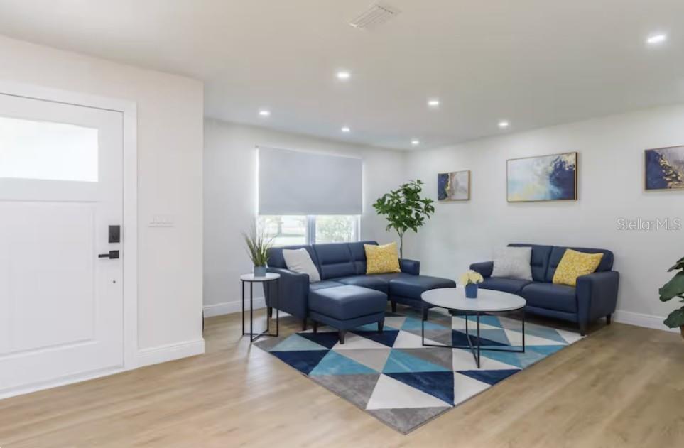 8622 Baylor Circle, FL