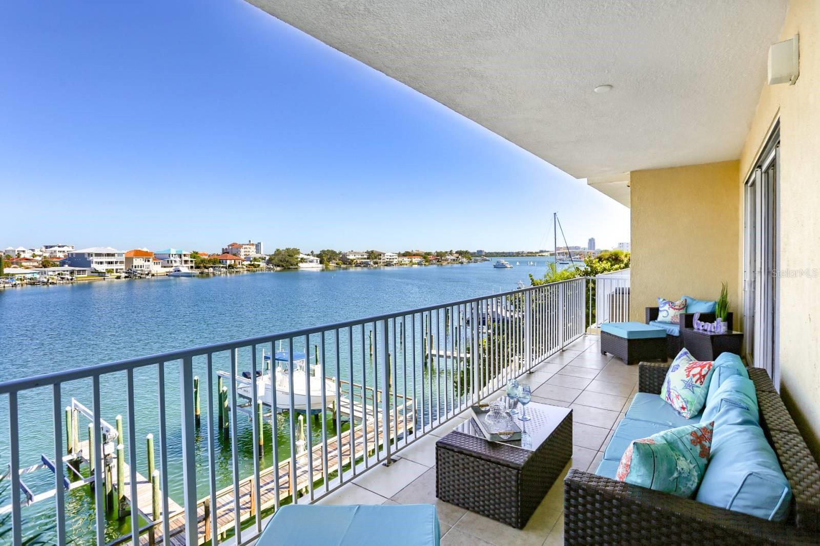 600 Bayway Blvd #304, FL