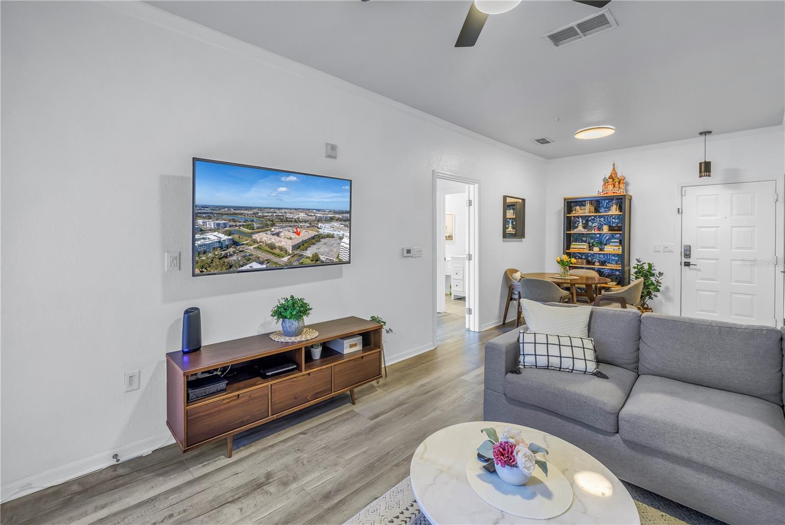 4221 Spruce Street, FL