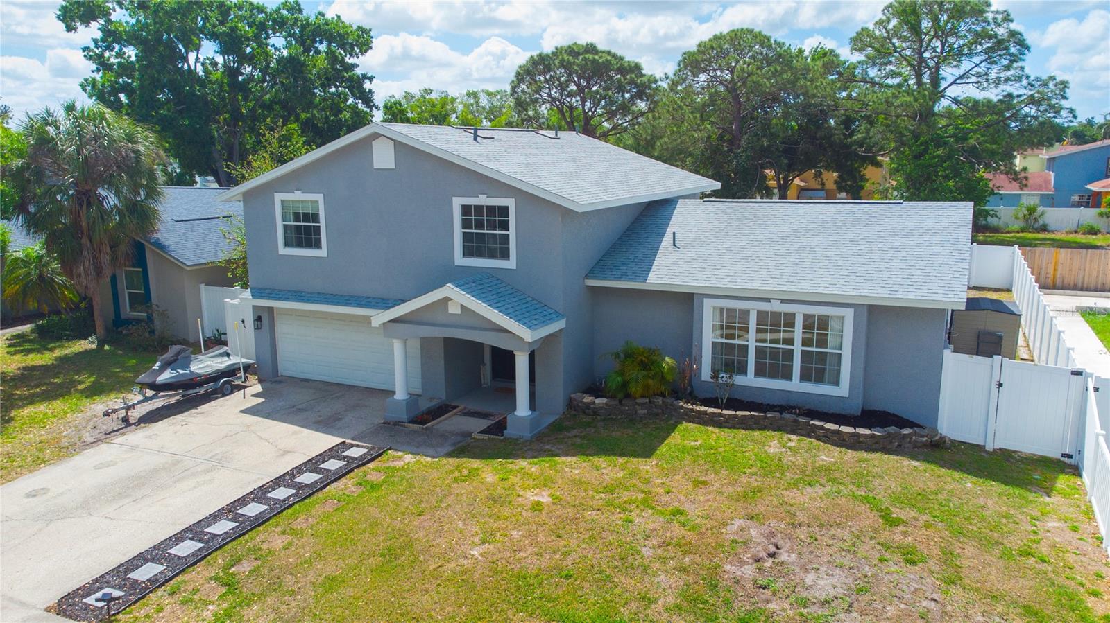 7018 Oakview Circle, FL