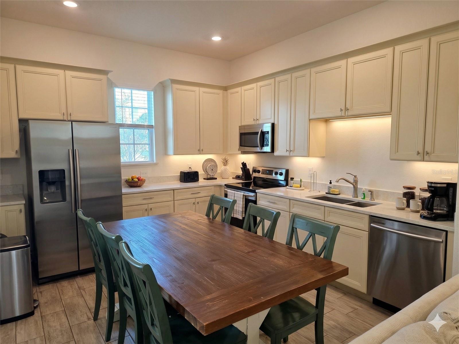 8090 Knee Deep Road, FL