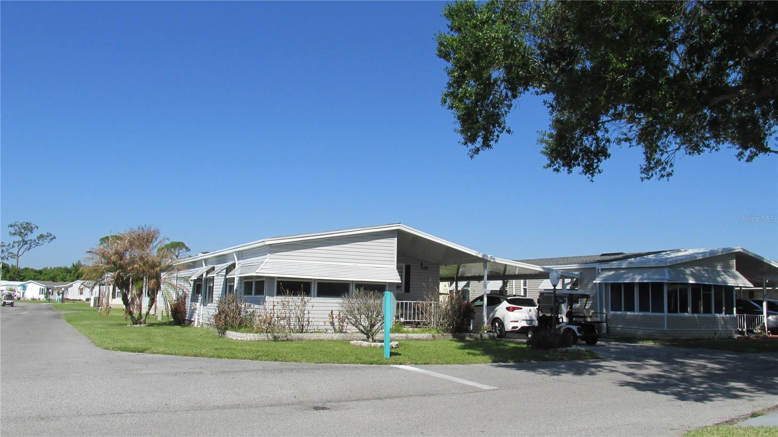 102 Newcastle Blvd, FL