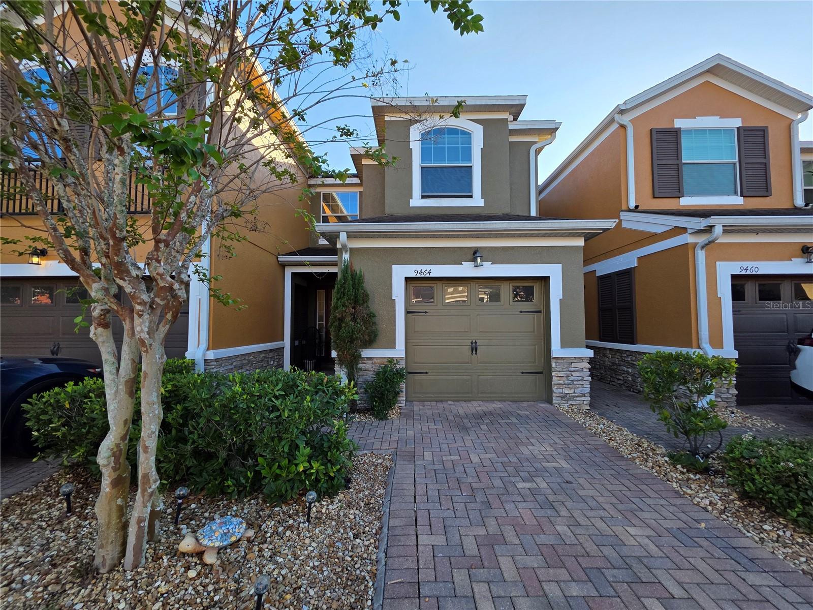 9464 Tawnyberry Street, FL