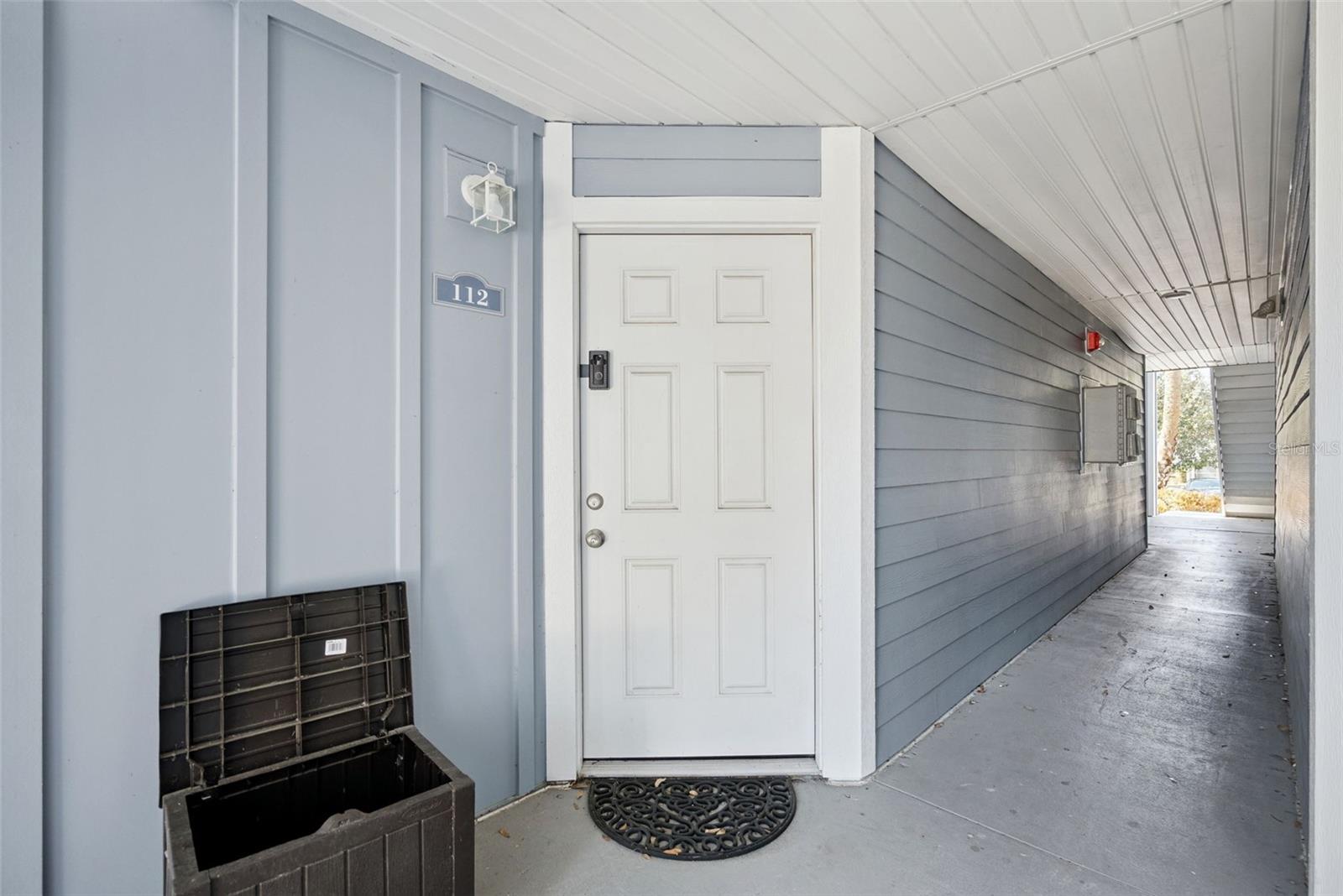 2592 Grassy Point Drive, FL