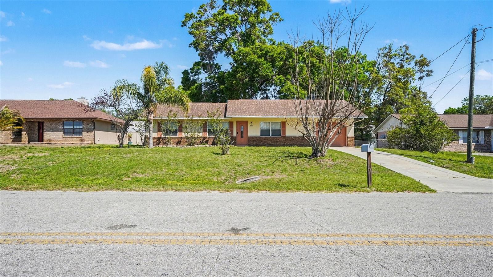 3535 Ne 42nd Pl, FL