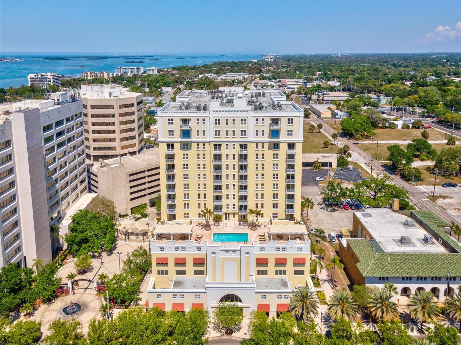 628 Cleveland Street, FL