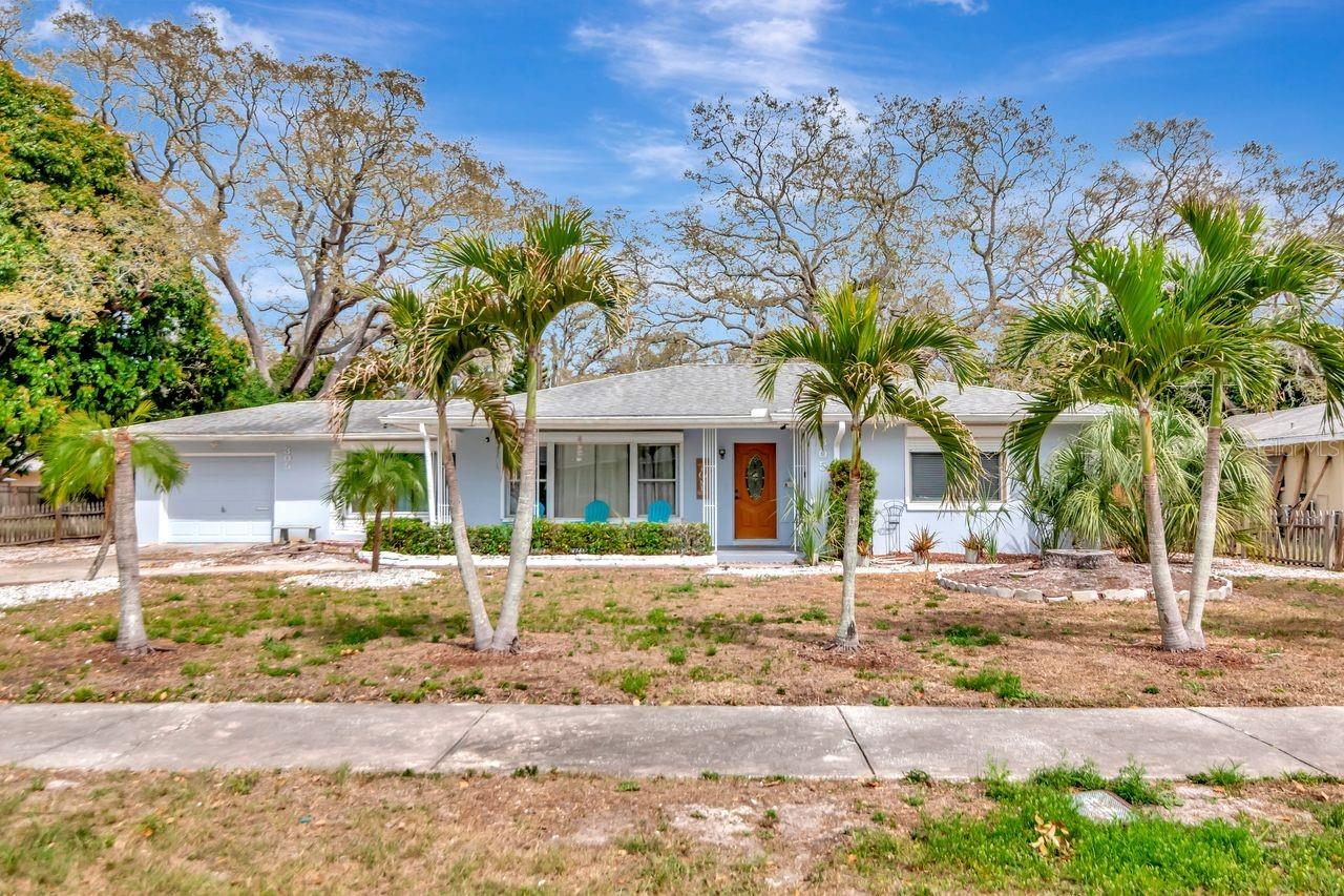 305 Baker Avenue, FL