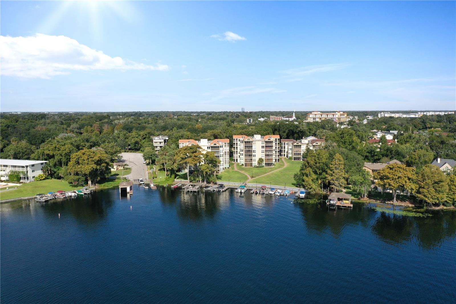 204 Quayside Circle, FL