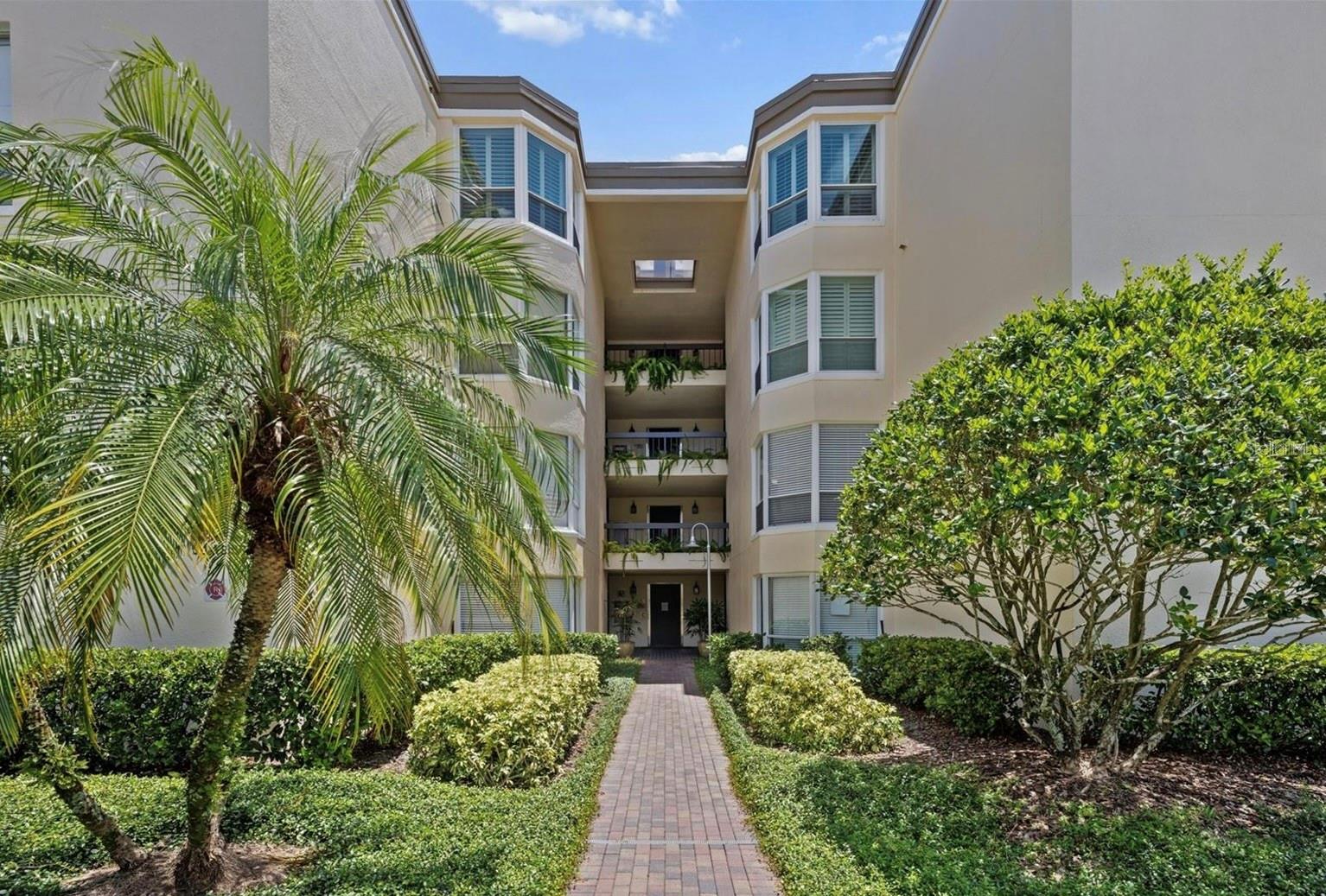 204 Quayside Circle, FL