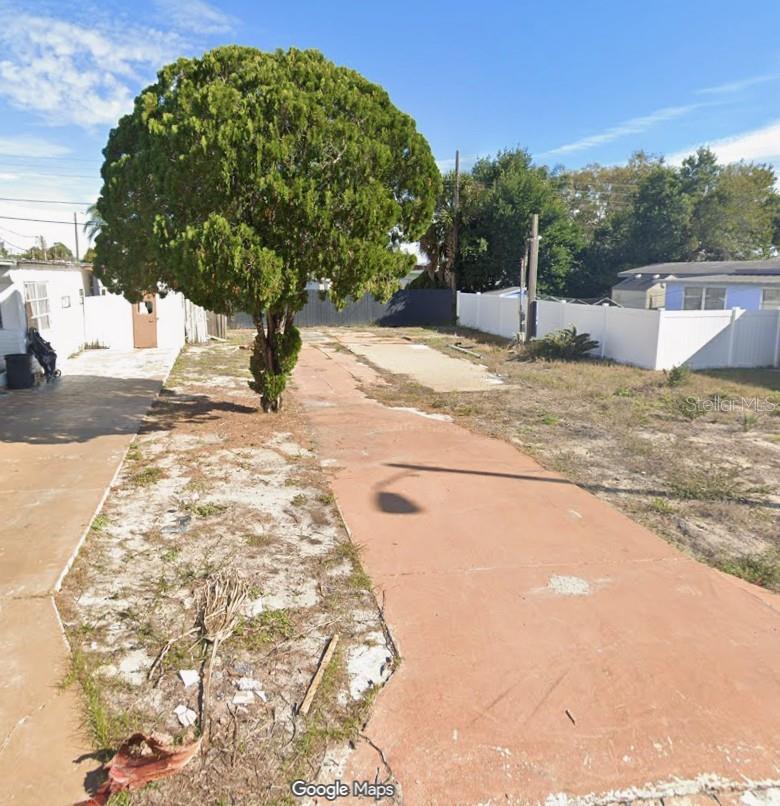 1934 Speck Dr, FL