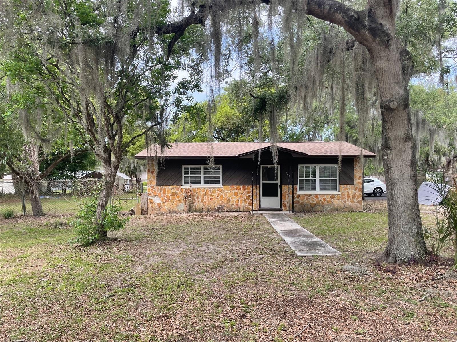 204 Callitris Ave, FL