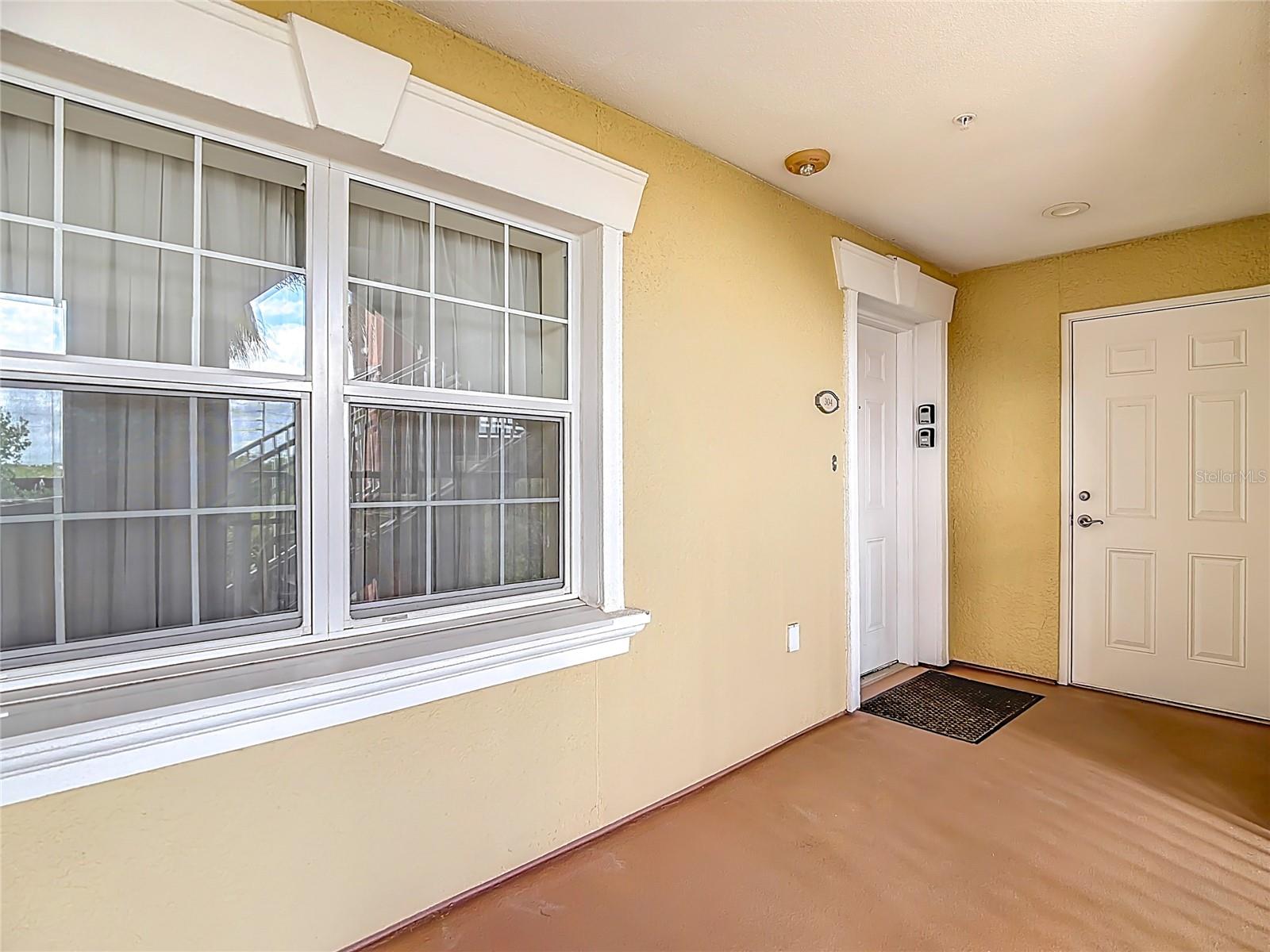 1116 Sunset View Circle, FL